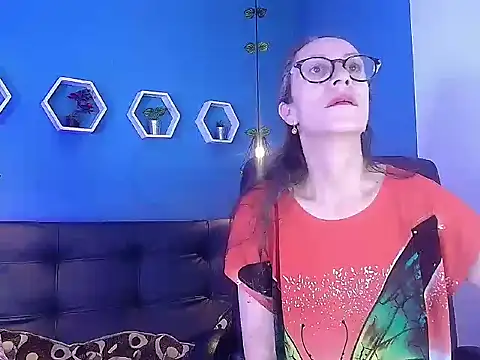 Snapshot of laurasofia45 chatting on February 2026 11:42:02 AM laurasofia45 online show from February 2026 11:42:02 AM