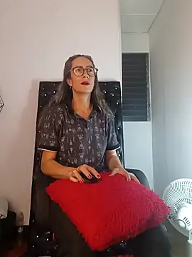 Snapshot of laurasofia45 chatting on February 2026 07:12:01 PM laurasofia45 online show from February 2026 07:12:01 PM