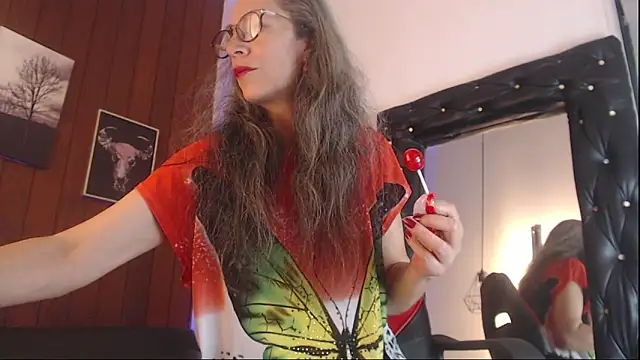 Snapshot of laurasofia45 chatting on February 2026 07:24:01 PM laurasofia45 online show from February 2026 07:24:01 PM