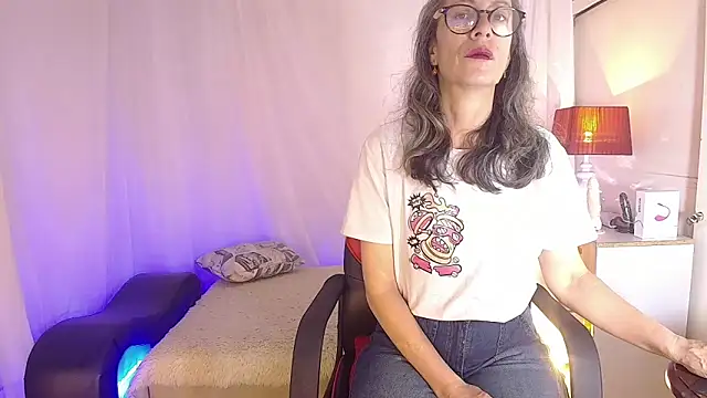 laurasofia45 online show from March 2026 12:12:01 AM