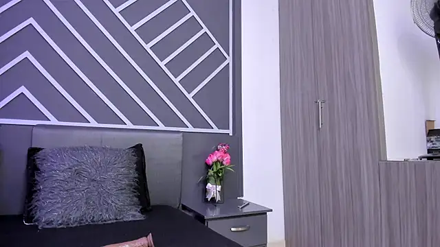 Jessica Boyer online show from March 2026 10:44:01 PM