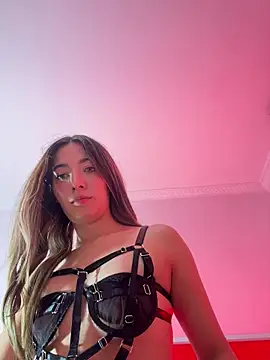 kloe  t18 online show from February 2026 01:52:01 PM