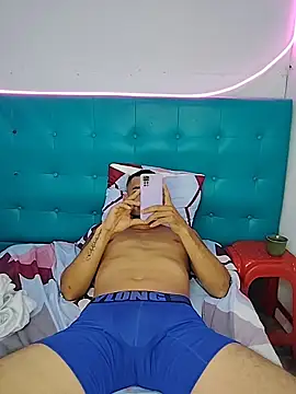 junior men22 online show from February 2026 12:40:02 PM