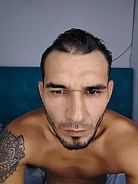 junior men22 online show from February 2026 12:02:01 PM