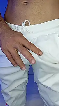 junior men22 online show from April 2026 12:47:01 PM