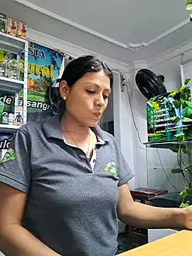 Tatianna Loove  online show from April 2026 09:39:33 PM