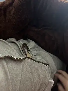 kimoanh102 online show from February 2026 02:39:02 PM