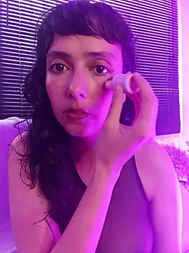 Eva Err online show from April 2026 10:32:02 PM