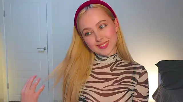 Snapshot of xloex chatting on February 2026 10:40:01 PM xloex online show from February 2026 10:40:01 PM