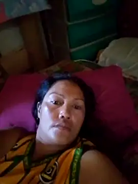 sexymom siovie online show from May 2026 07:00:01 AM