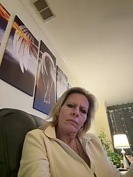 Snapshot of FireAfterDark chatting on February 2026 04:07:01 AM FireAfterDark online show from February 2026 04:07:01 AM