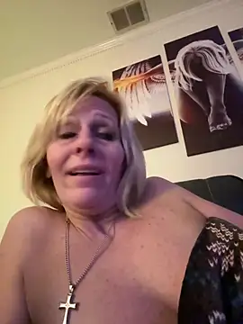 Snapshot of FireAfterDark chatting on February 2026 09:30:01 AM FireAfterDark online show from February 2026 09:30:01 AM