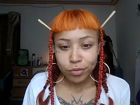 suky pou online show from April 2026 08:57:02 PM