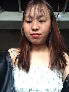 Snapshot of honeyyy110 chatting on February 2026 02:31:02 AM honeyyy110 online show from February 2026 02:31:02 AM