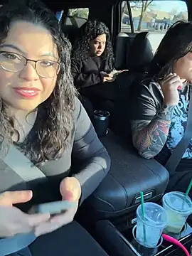 Snapshot of KittyTatts chatting on February 2026 10:06:01 PM KittyTatts online show from February 2026 10:06:01 PM