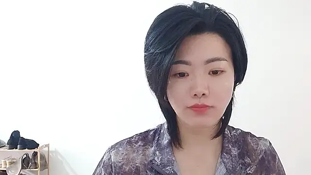 Nikishine online show from April 2026 03:00:02 AM