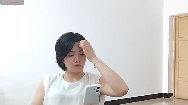 Snapshot of Nikishine chatting on June 2026 04:41:02 AM Nikishine online show from June 2026 04:41:02 AM
