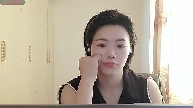 Snapshot of Nikishine chatting on June 2026 06:23:02 AM Nikishine online show from June 2026 06:23:02 AM