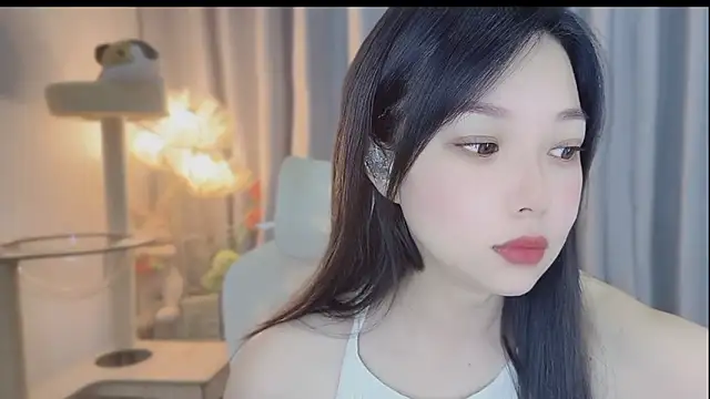 Snapshot of Yumi_yuni chatting on May 2026 06:06:01 AM Yumi yuni online show from May 2026 06:06:01 AM