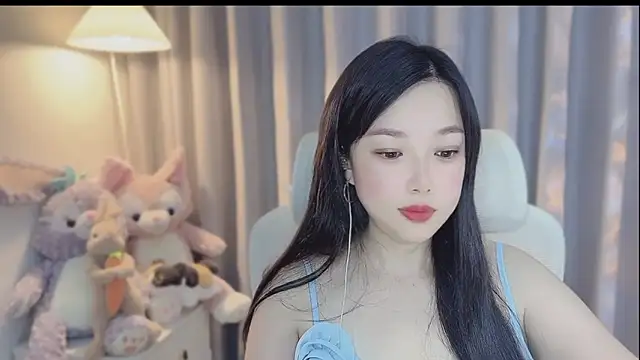 Yumi yuni online show from April 2026 12:53:02 PM