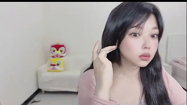Yumi yuni online show from March 2026 01:06:01 AM