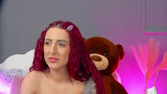CrystalRedd online show from May 2026 05:27:02 PM
