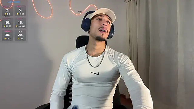 Snapshot of rafael_stone11 chatting on February 2026 12:22:02 AM rafael stone11 online show from February 2026 12:22:02 AM