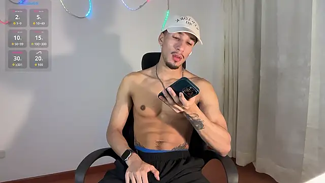 Snapshot of rafael_stone11 chatting on February 2026 03:04:01 AM rafael stone11 online show from February 2026 03:04:01 AM