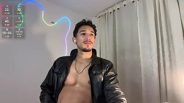 Snapshot of rafael_stone11 chatting on March 2026 01:50:02 AM rafael stone11 online show from March 2026 01:50:02 AM