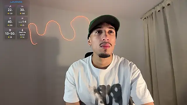 Snapshot of rafael_stone11 chatting on February 2026 04:24:01 AM rafael stone11 online show from February 2026 04:24:01 AM