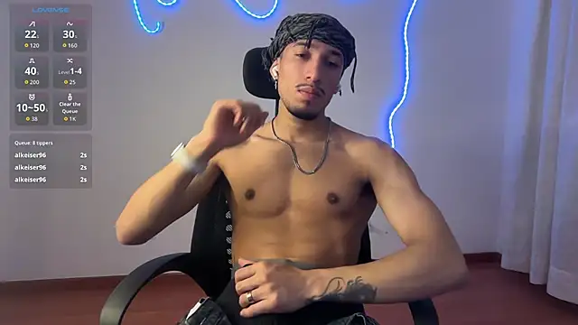 Snapshot of rafael_stone11 chatting on February 2026 06:00:02 AM rafael stone11 online show from February 2026 06:00:02 AM