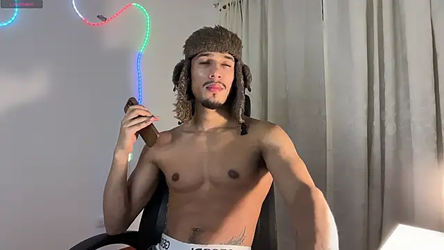 Snapshot of rafael_stone11 chatting on February 2026 02:55:02 AM rafael stone11 online show from February 2026 02:55:02 AM