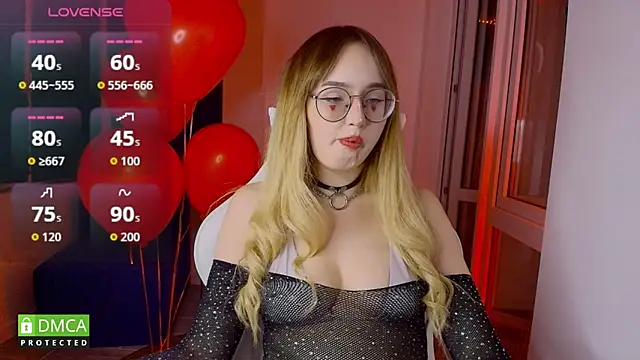 AdeLuna online show from February 2026 09:04:02 PM