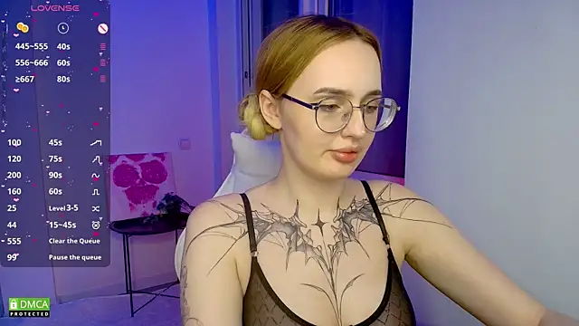 AdeLuna online show from May 2026 09:09:01 PM