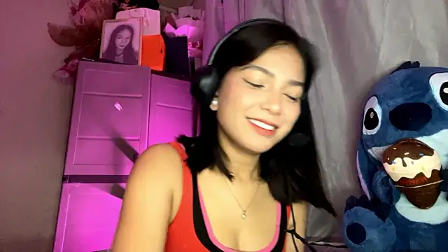 ConstancePorrini online show from February 2026 10:36:02 AM