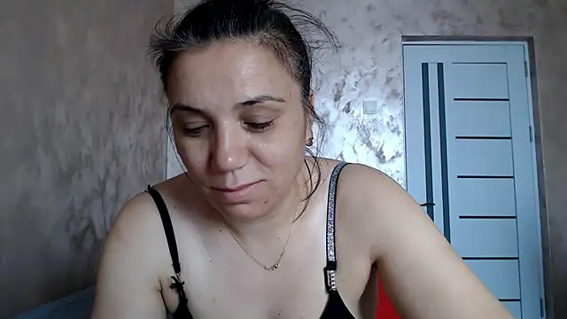 Snapshot of LorraGrey chatting on July 2026 05:47:02 AM LorraGrey online show from July 2026 05:47:02 AM