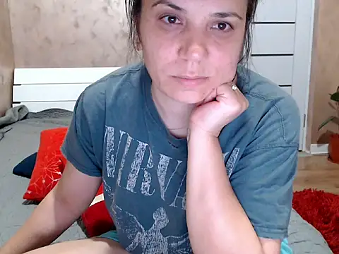 LorraGrey online show from May 2026 07:19:01 PM