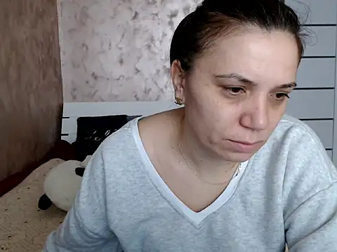 LorraGrey online show from March 2026 06:32:02 AM