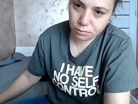 LorraGrey online show from April 2026 06:11:02 AM