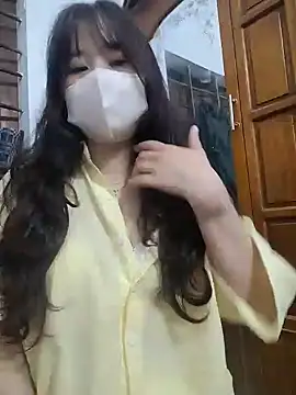 NinaKey online show from March 2026 03:24:02 PM