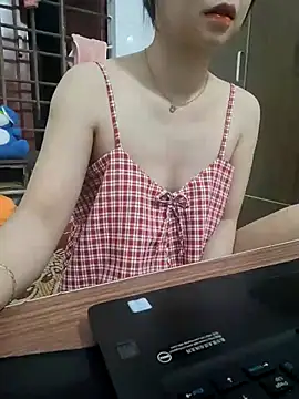 Snapshot of NinaKey chatting on July 2026 03:38:02 PM NinaKey online show from July 2026 03:38:02 PM