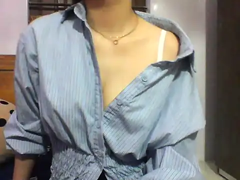 NinaKey online show from March 2026 08:37:01 AM