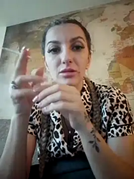 Snapshot of LannaQuinn chatting on February 2026 09:19:02 AM LannaQuinn online show from February 2026 09:19:02 AM