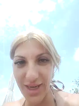 LannaQuinn online show from June 2026 09:31:01 AM