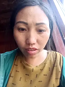 hot-luna- online show from April 2026 09:12:02 AM