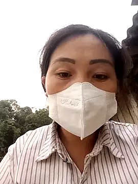 hot-luna- online show from March 2026 11:01:02 AM