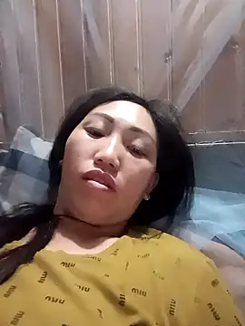 hot-luna- online show from April 2026 09:07:01 PM