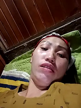 hot-luna- online show from April 2026 01:50:01 PM