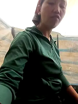 hot-luna- online show from February 2026 12:56:02 AM