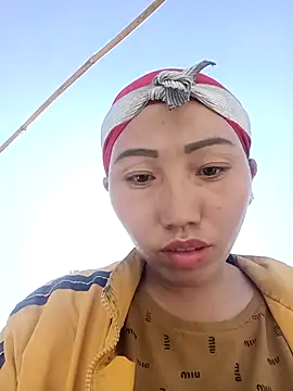 hot-luna- online show from February 2026 07:37:02 AM